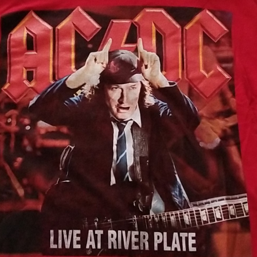 Acdc live at river plate tee shirt size large